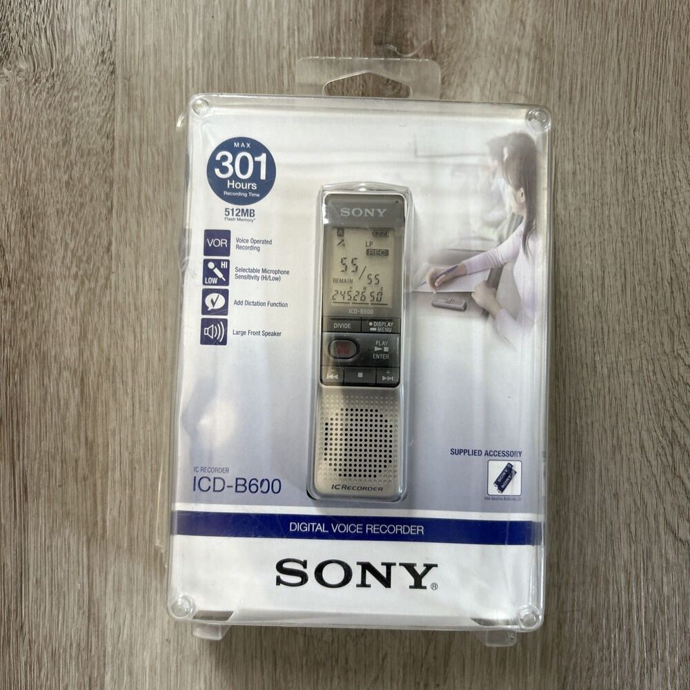 Sony ICD-B600 Digital Voice Recorder 512 MB 301 Hours Built in Speaker Mic NEW